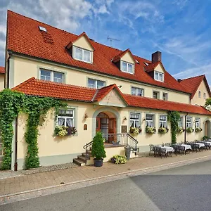 brauereigasthof-zum-lowenbrau.com-bavaria.com/